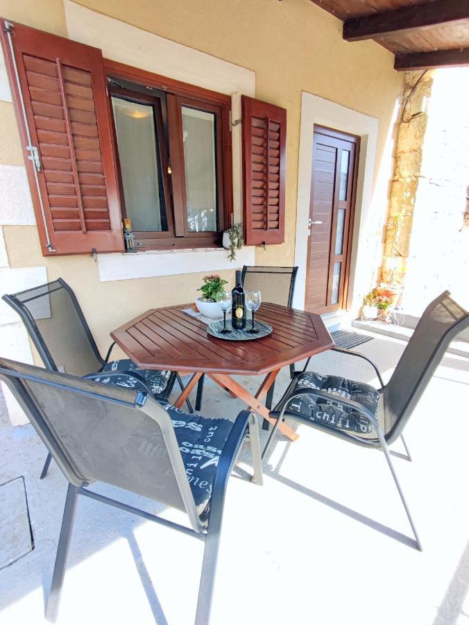 Apartment Pajtak Porec Ngoại thất bức ảnh